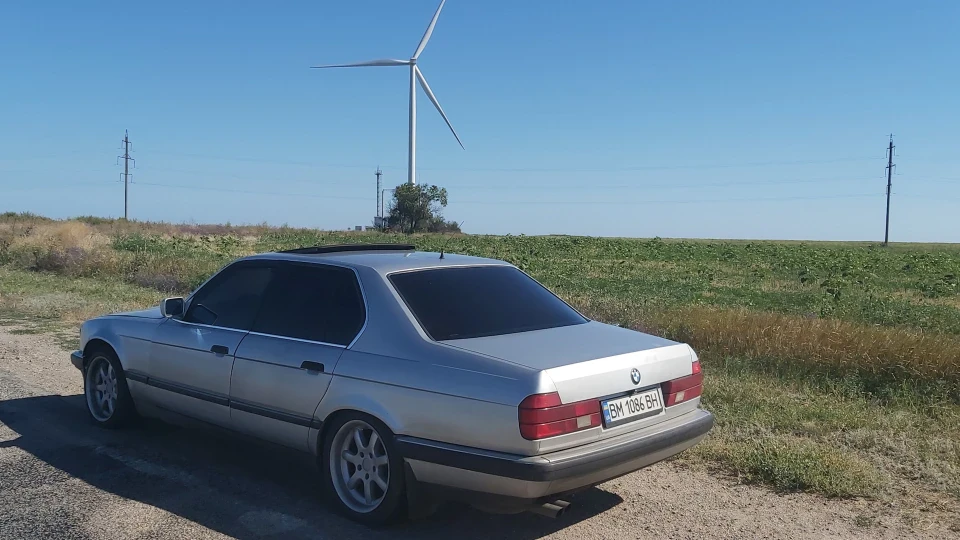 BMW 7 series 2