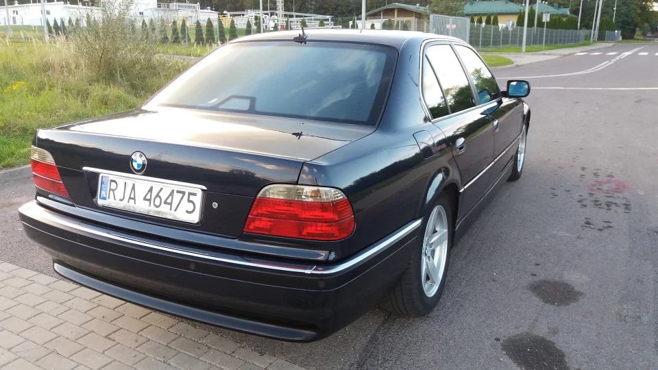 BMW 7 series 5