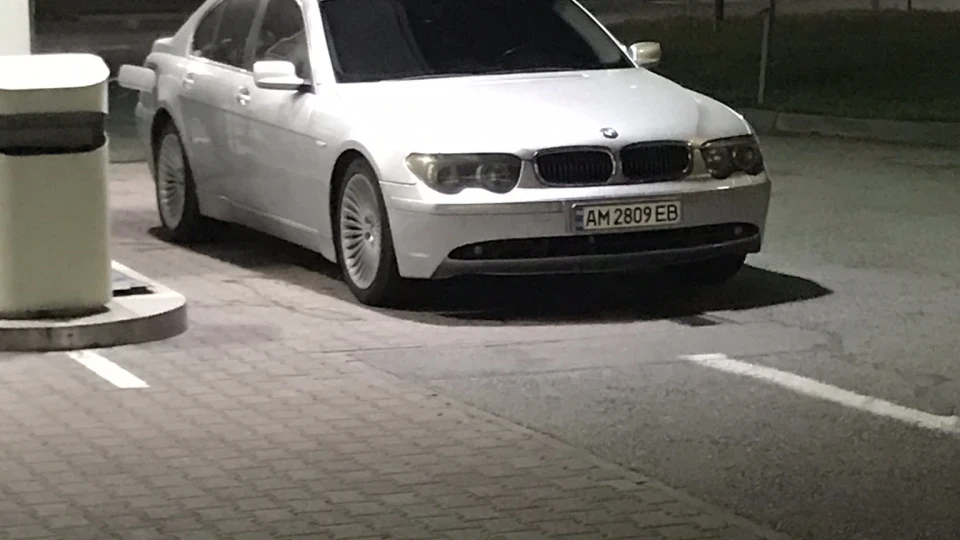 BMW 7 series 2