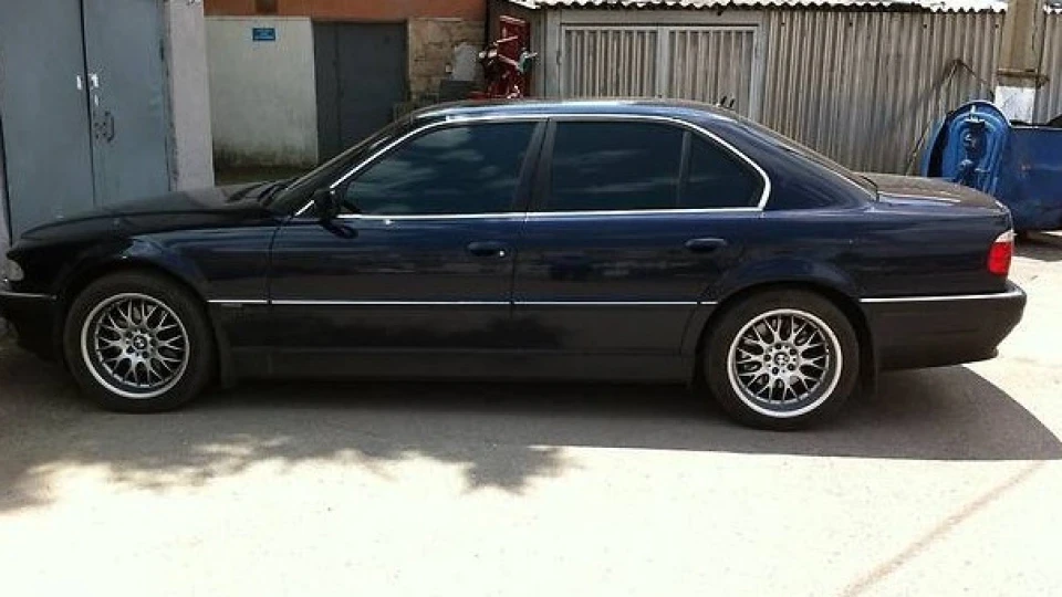 BMW 7 series 4