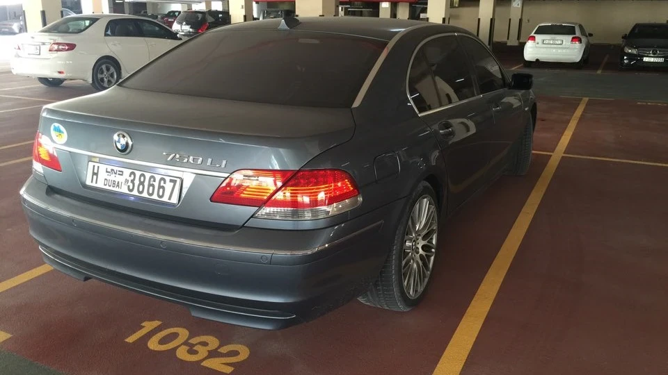 BMW 7 series 2