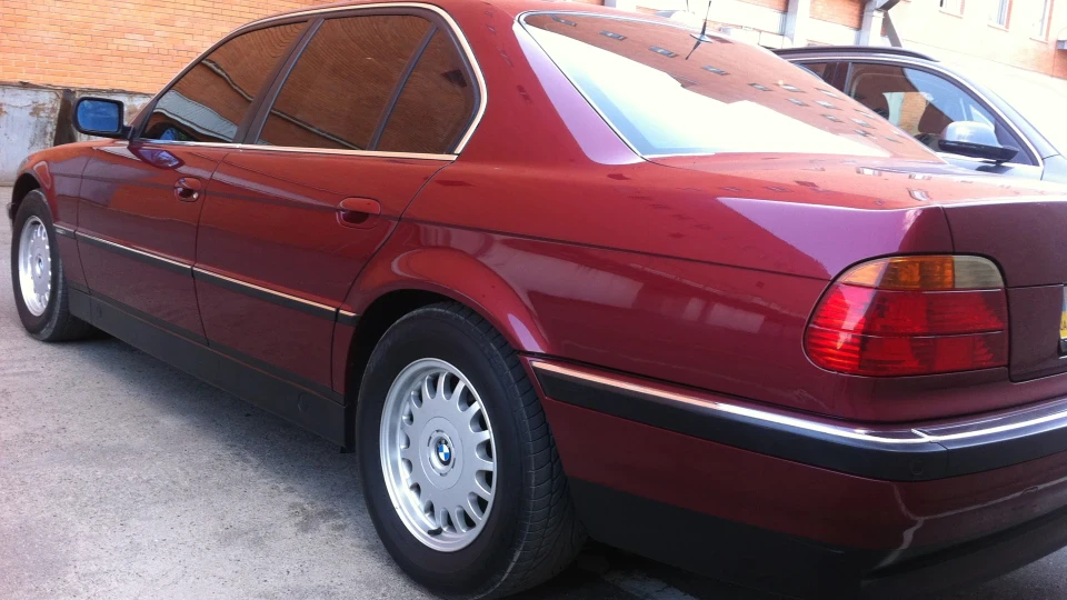 BMW 7 series 3