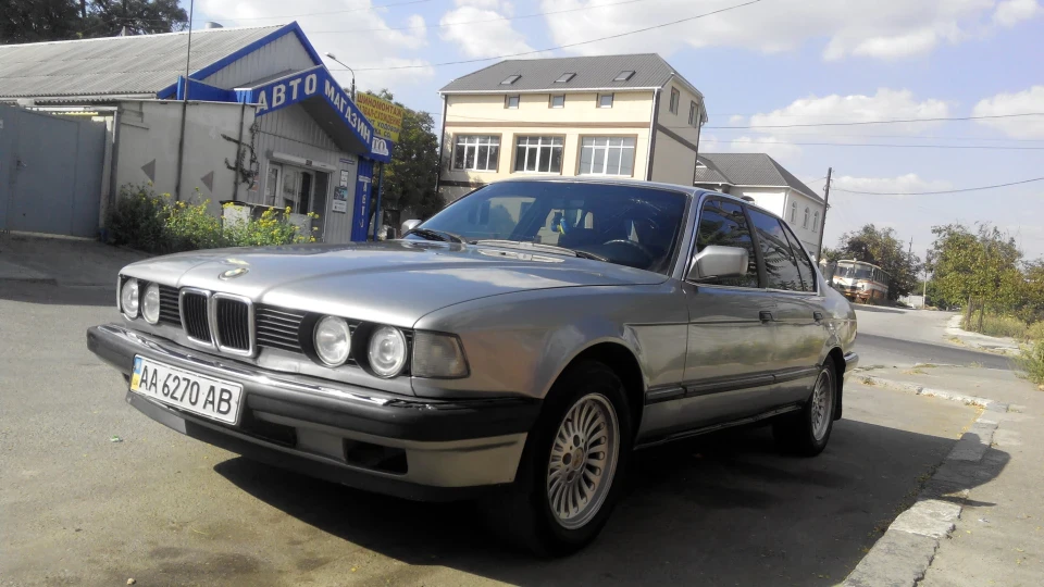 BMW 7 series 2