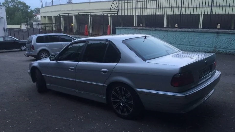 BMW 7 series 3