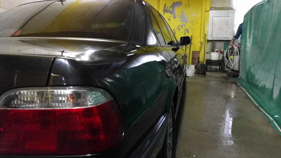 BMW 7 series 2