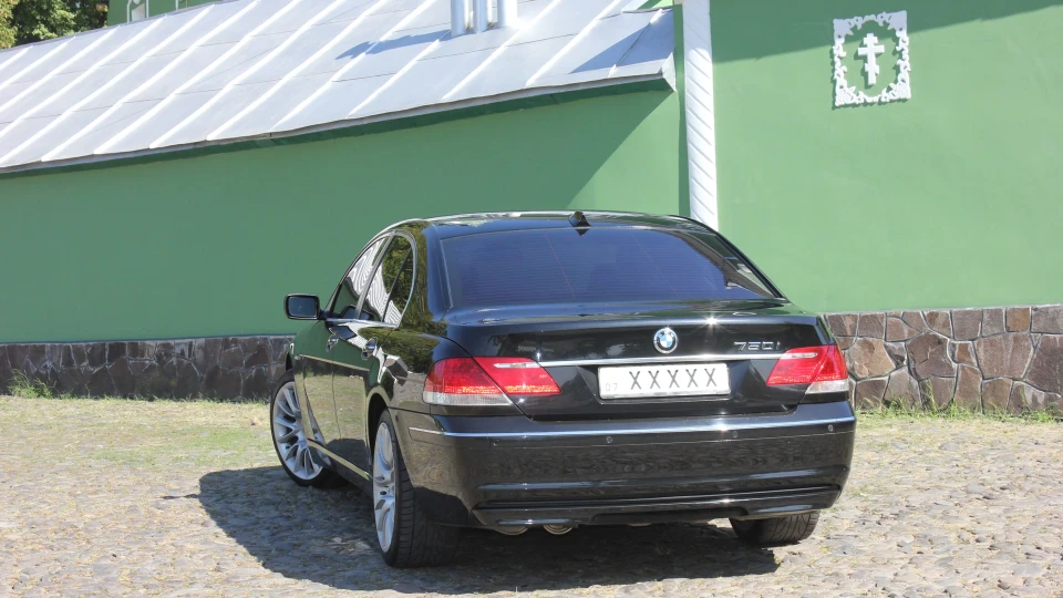 BMW 7 series 3