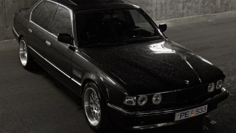 BMW 7 series 2