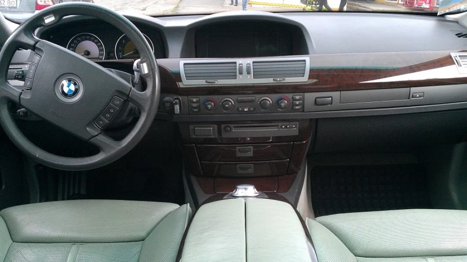 BMW 7 series 4