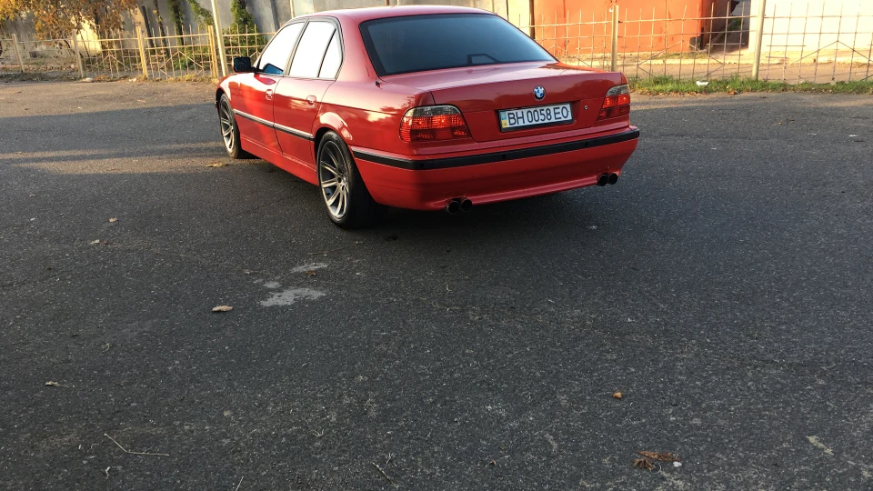 BMW 7 series 3