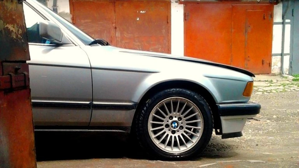 BMW 7 series 2