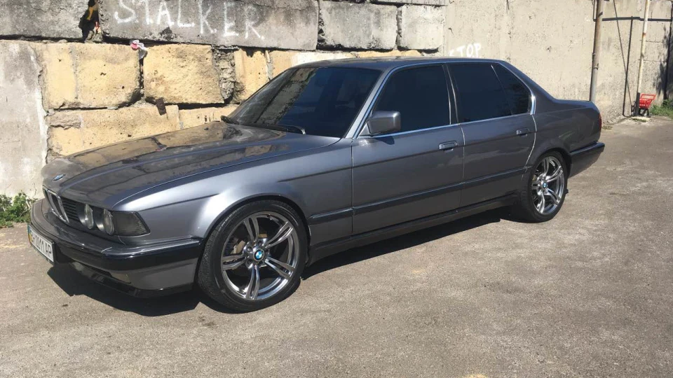BMW 7 series 3