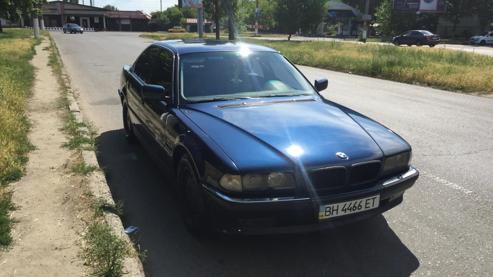 BMW 7 series 2