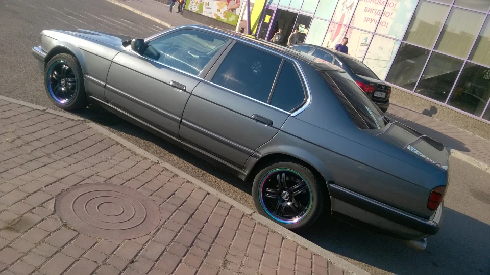 BMW 7 series 4