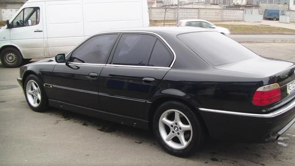 BMW 7 series 3