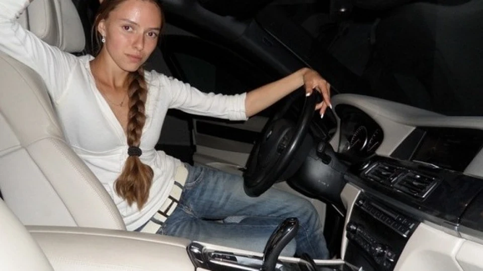 BMW 7 series 3