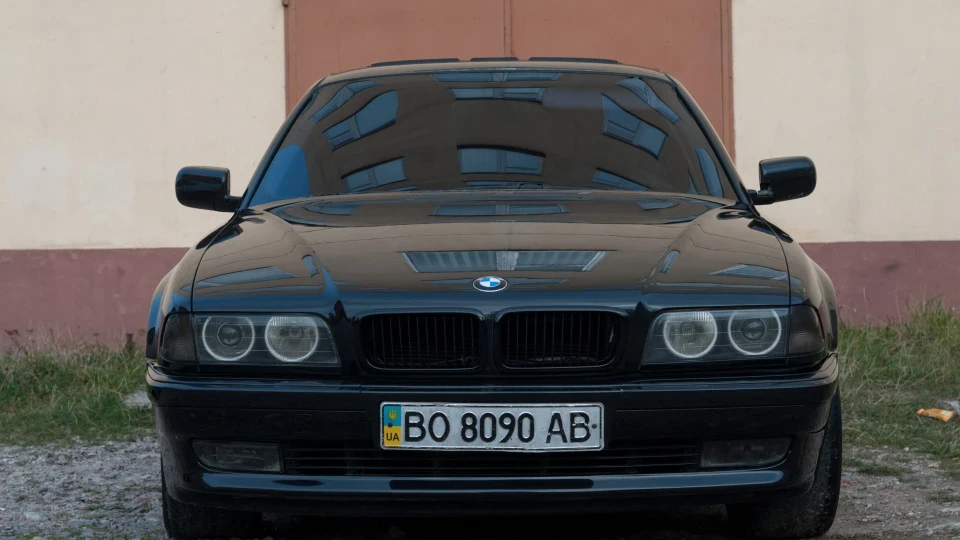 BMW 7 series 2