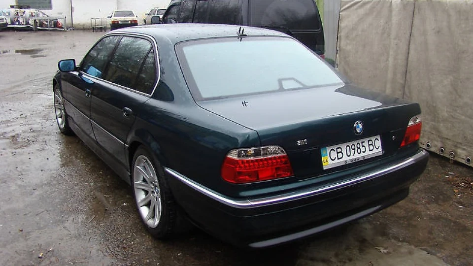 BMW 7 series 3