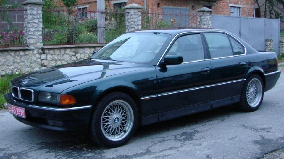 BMW 7 series 3