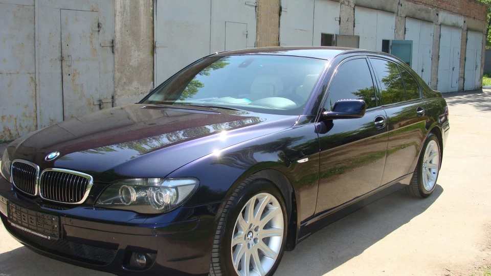 BMW 7 series 3