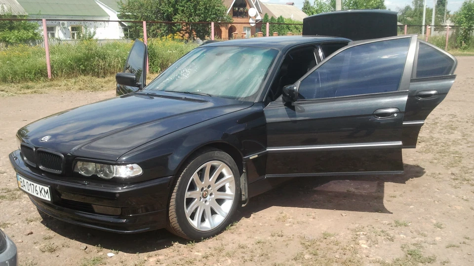 BMW 7 series 5