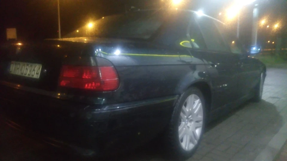 BMW 7 series 2.5 TDS 3