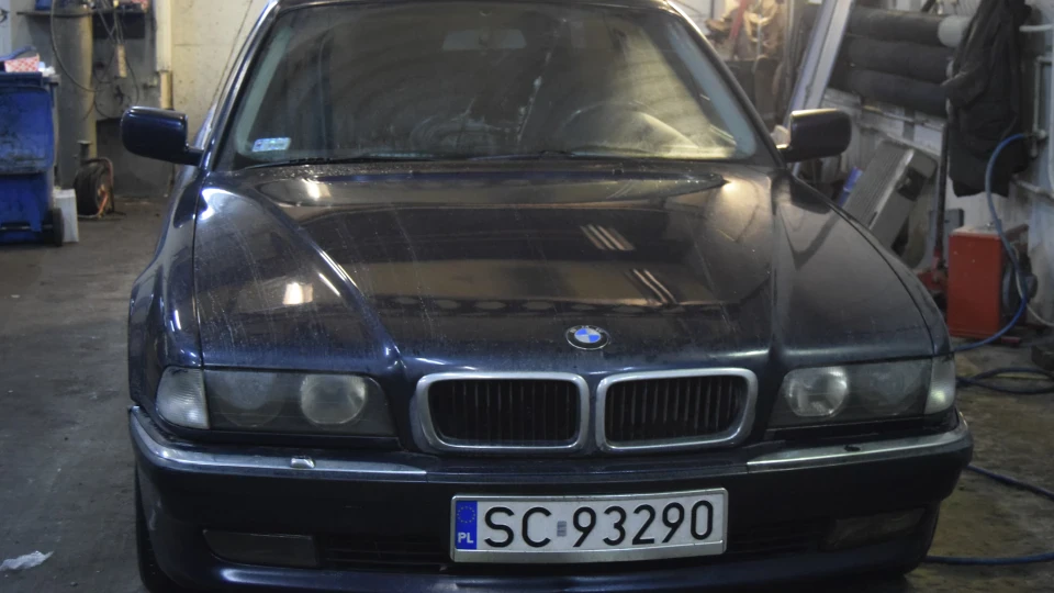 BMW 7 series 2.8