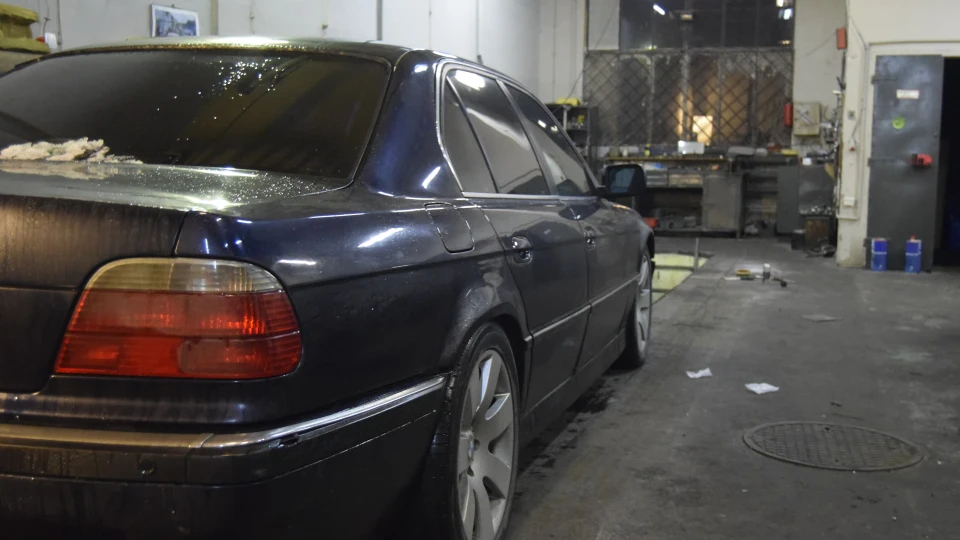 BMW 7 series 2.8 4