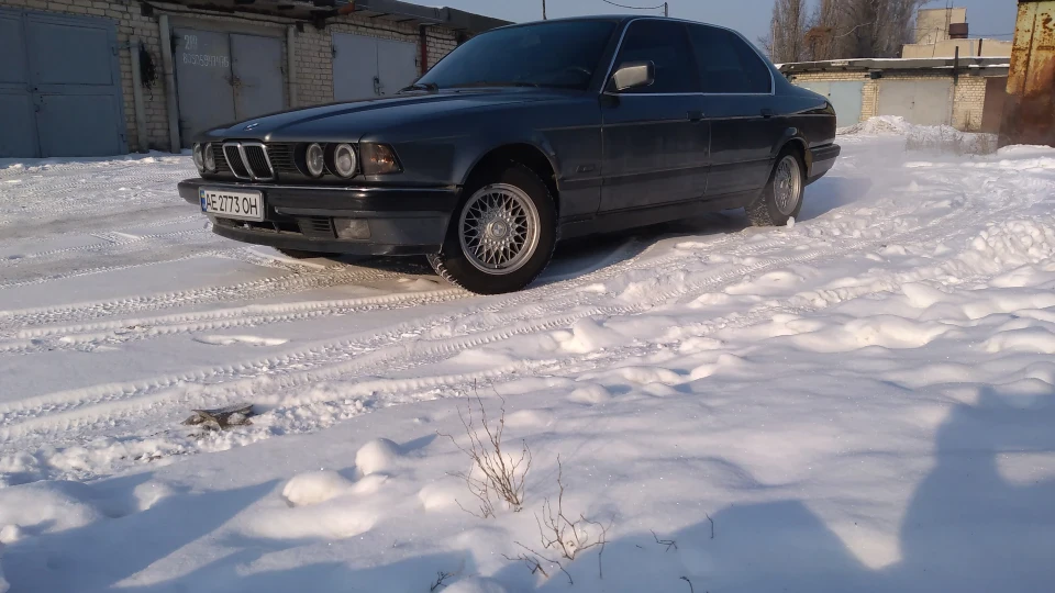 BMW 7 series 3 літри агресії )))