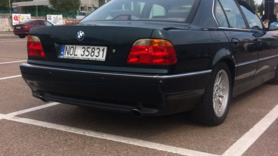 BMW 7 series 3.0 бенз 2