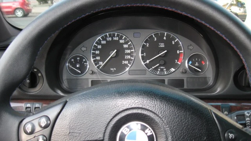 BMW 7 series 3.5i 4