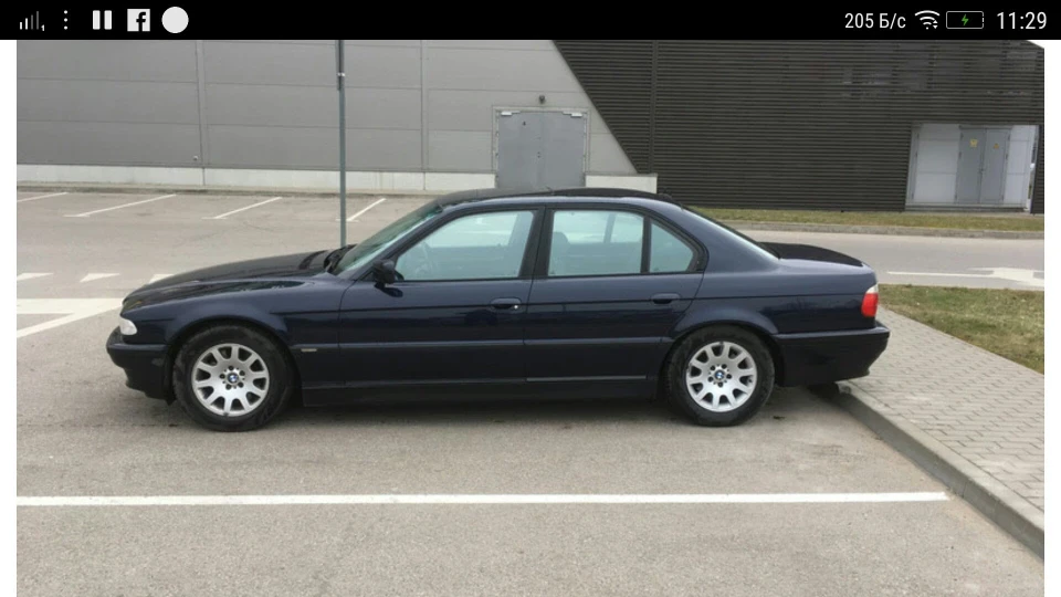 BMW 7 series 4 bi-turbo 3