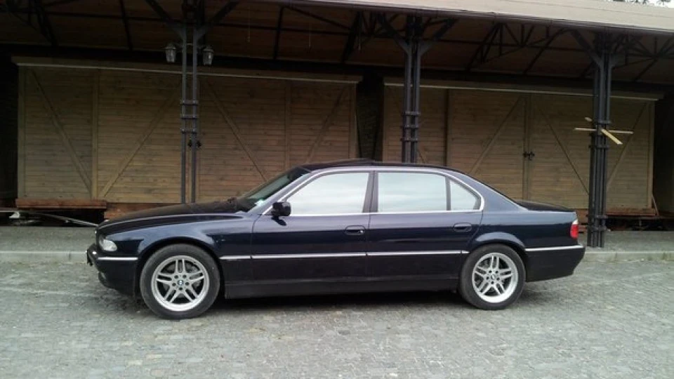 BMW 7 series 4.4 long