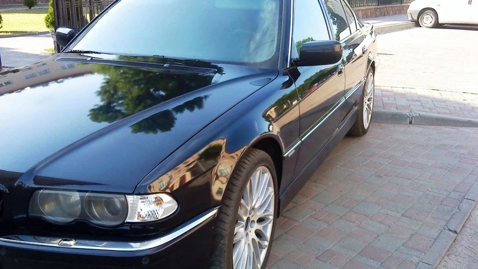 BMW 7 series 5.4 326 h.p 4