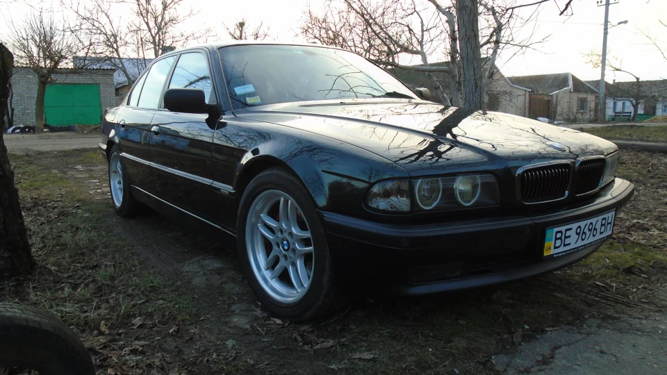 BMW 7 series 5.4 Грошовий пилоСоС 5