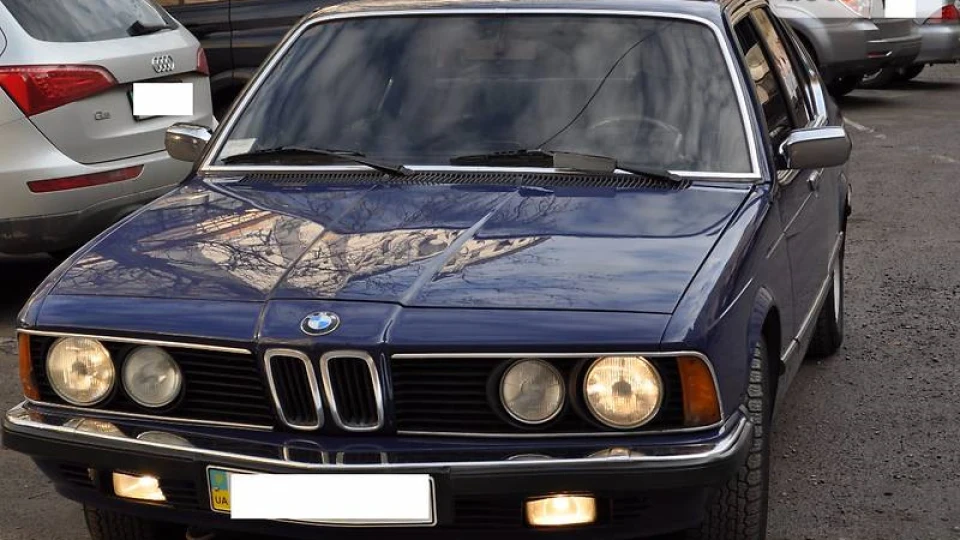 BMW 7 series 728i 2.8Ljet 2