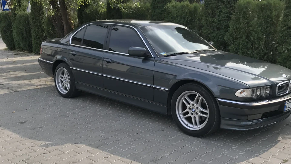 BMW 7 series 735 І 2