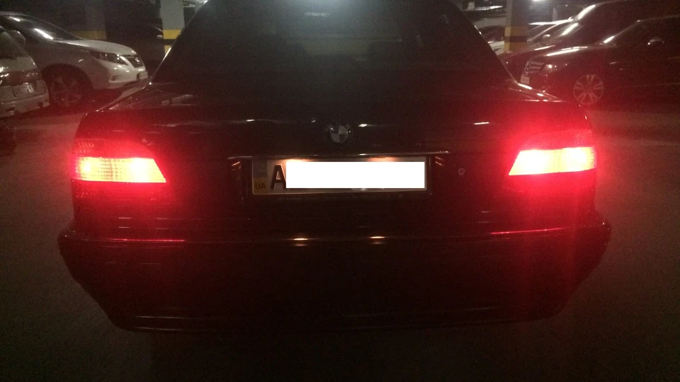 BMW 7 series 735 iL 2