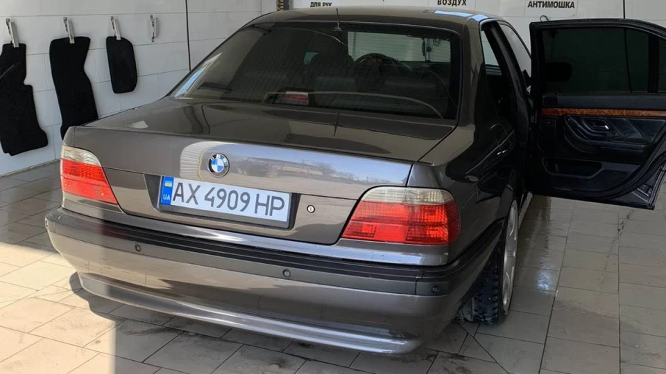 BMW 7 series 735 3