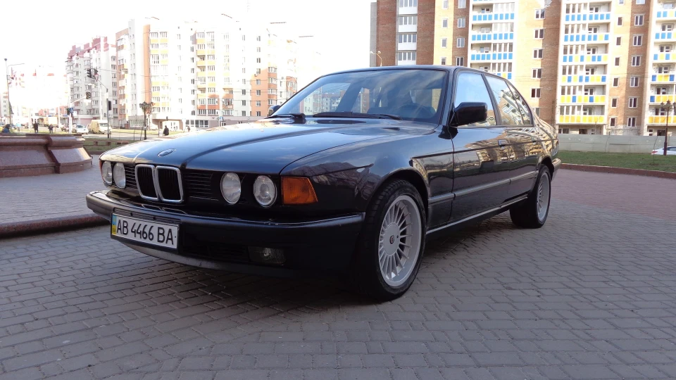 BMW 7 series 735i Пікова Дама 3