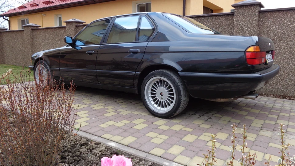 BMW 7 series 735i Пікова Дама 5