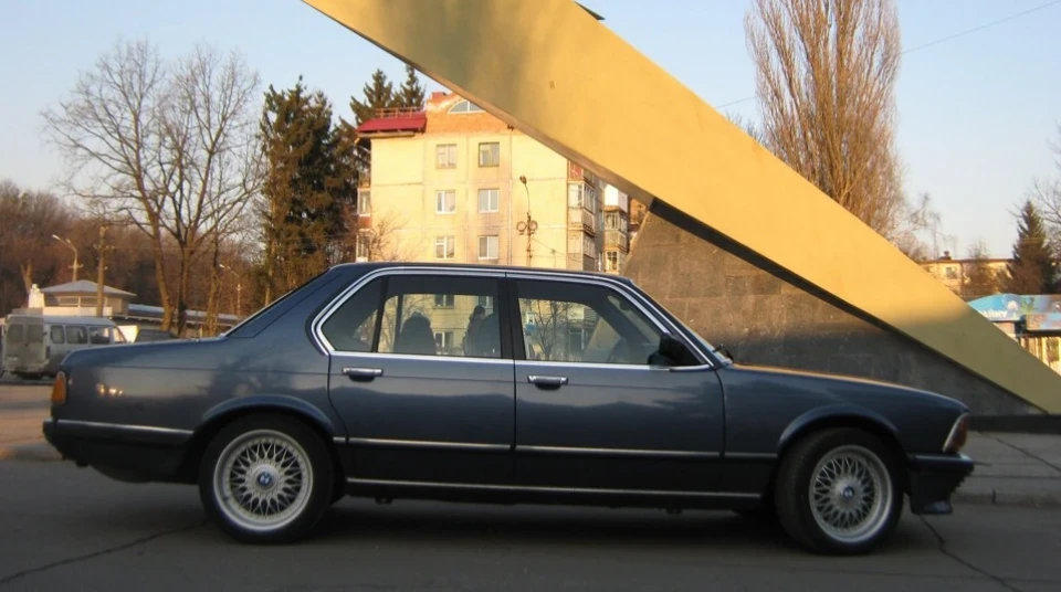 BMW 7 series 735i Ваше благородіє 5