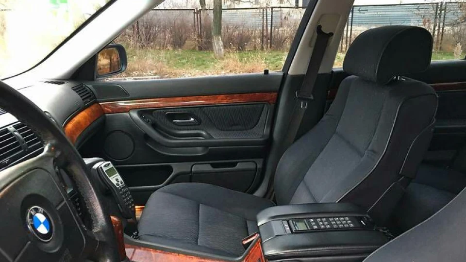 BMW 7 series 735i 5
