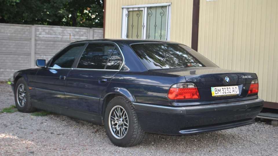 BMW 7 series 740 IL 4