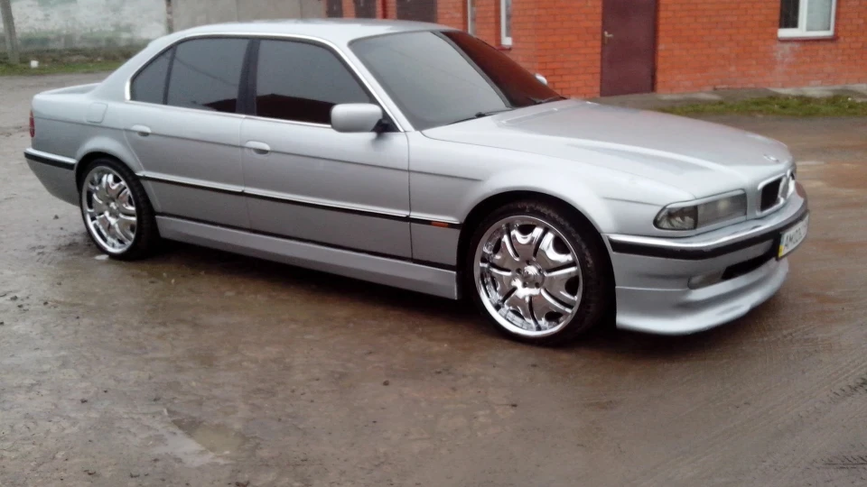 BMW 7 series 740 3