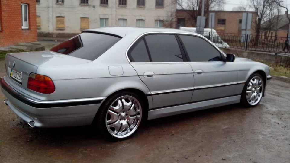 BMW 7 series 740 5