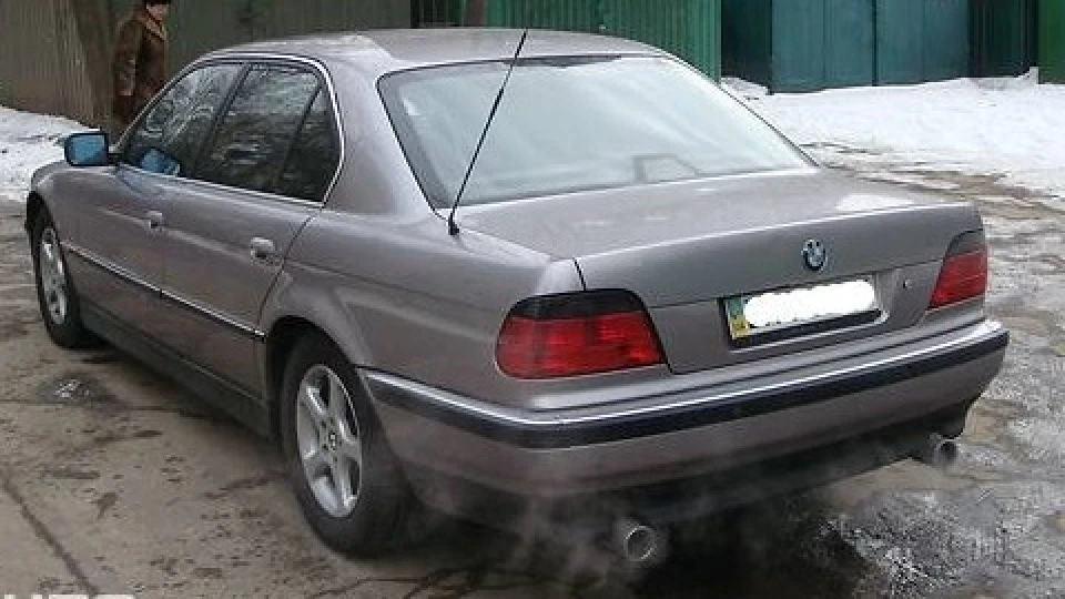 BMW 7 series 740 2