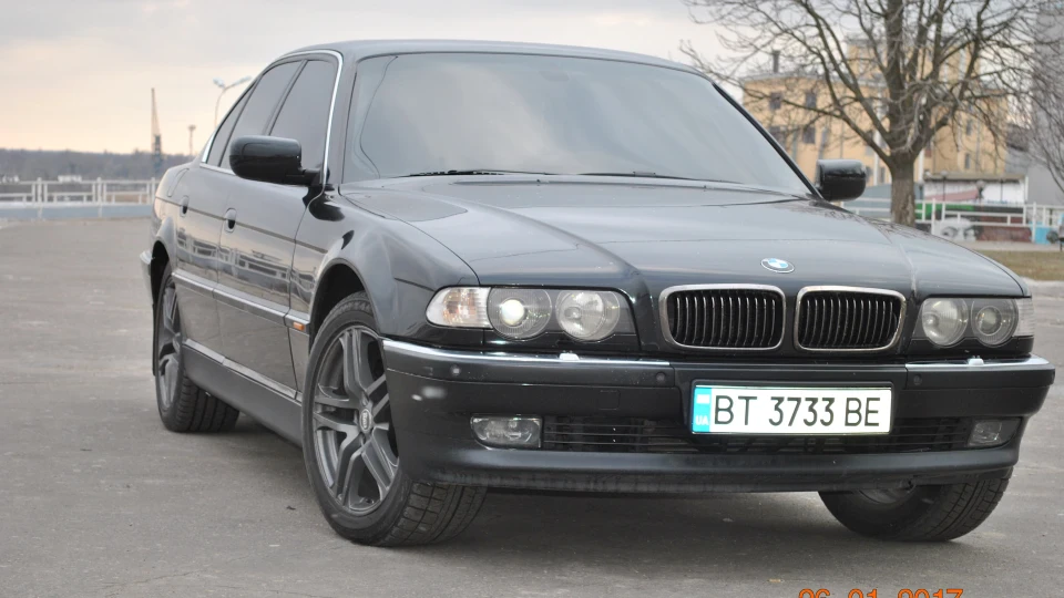 BMW 7 series 740d bi-turbo 2