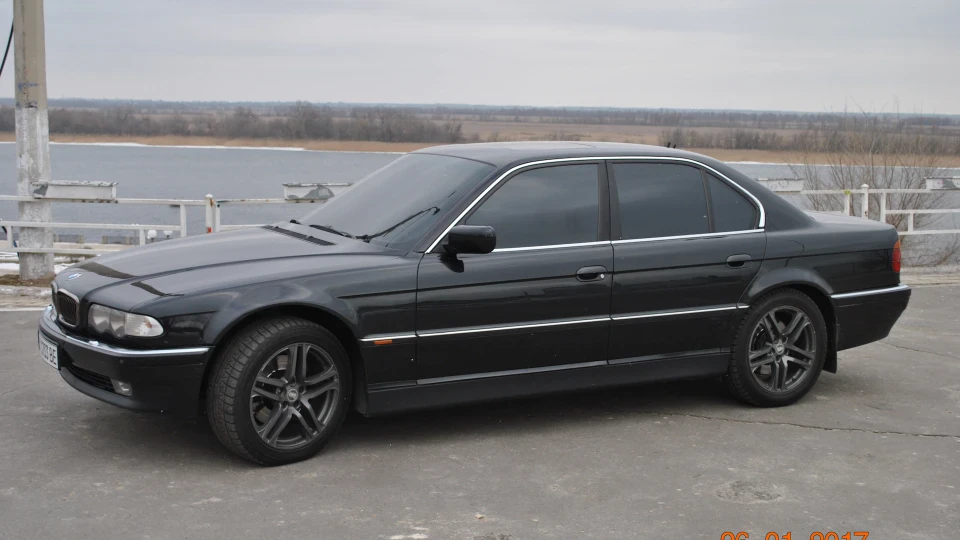 BMW 7 series 740d bi-turbo 4