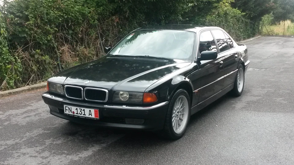 BMW 7 series 740i Black Cosmos 3