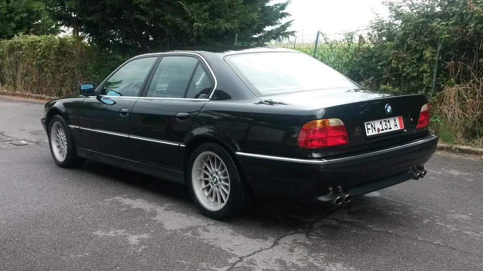 BMW 7 series 740i Black Cosmos 4